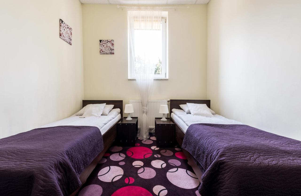 Motel Silver Konstantynow Lodzki Bagian luar foto