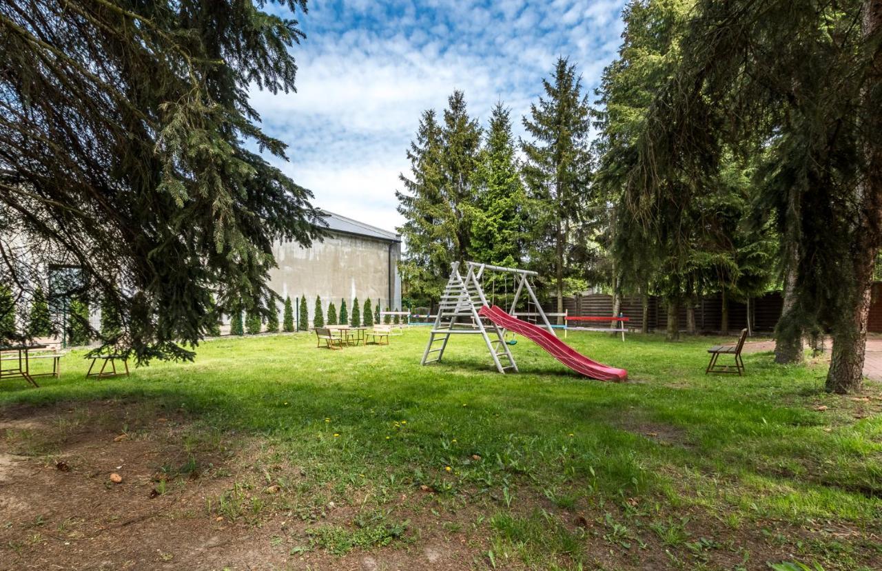 Motel Silver Konstantynow Lodzki Bagian luar foto