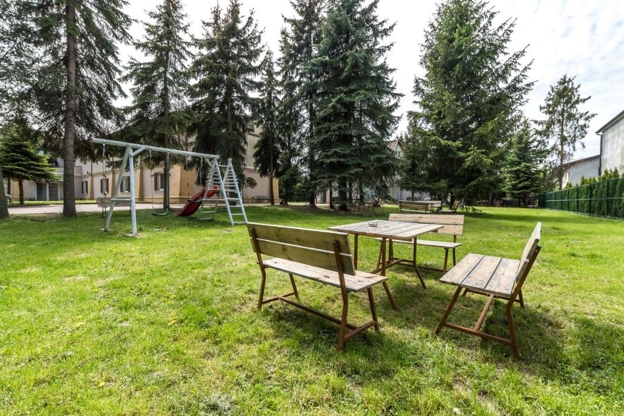Motel Silver Konstantynow Lodzki Bagian luar foto