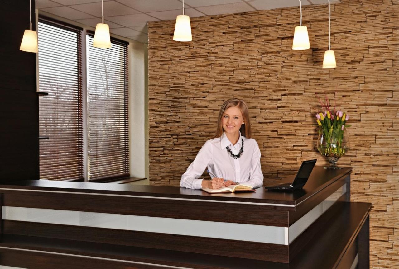 Motel Silver Konstantynow Lodzki Bagian luar foto