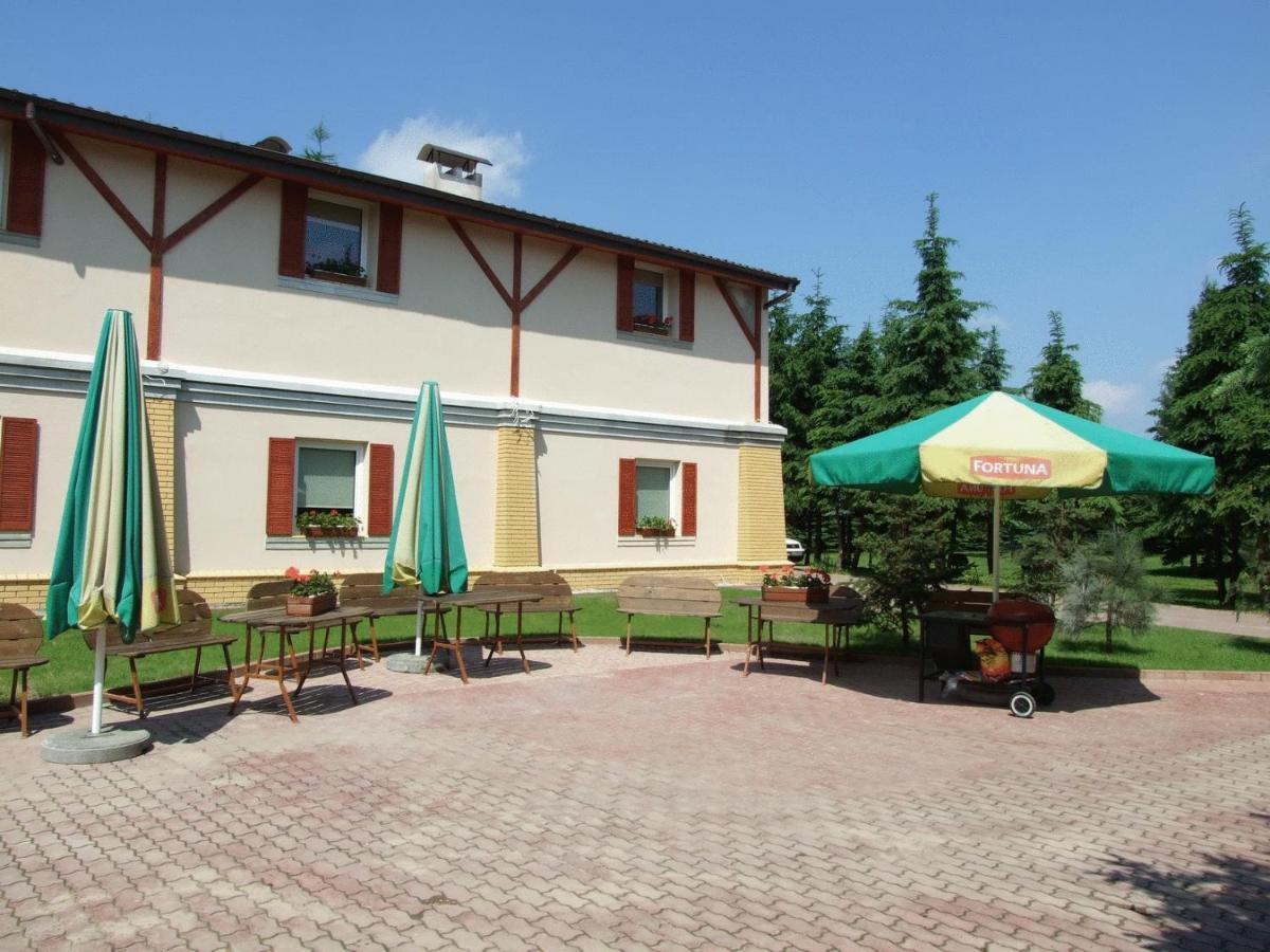 Motel Silver Konstantynow Lodzki Bagian luar foto